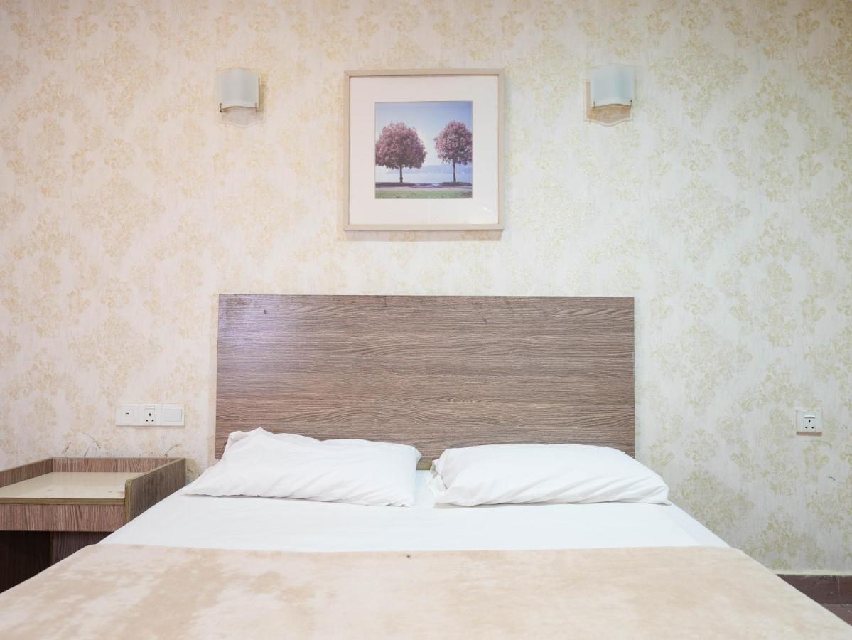 Mountbatten 3* Singapore